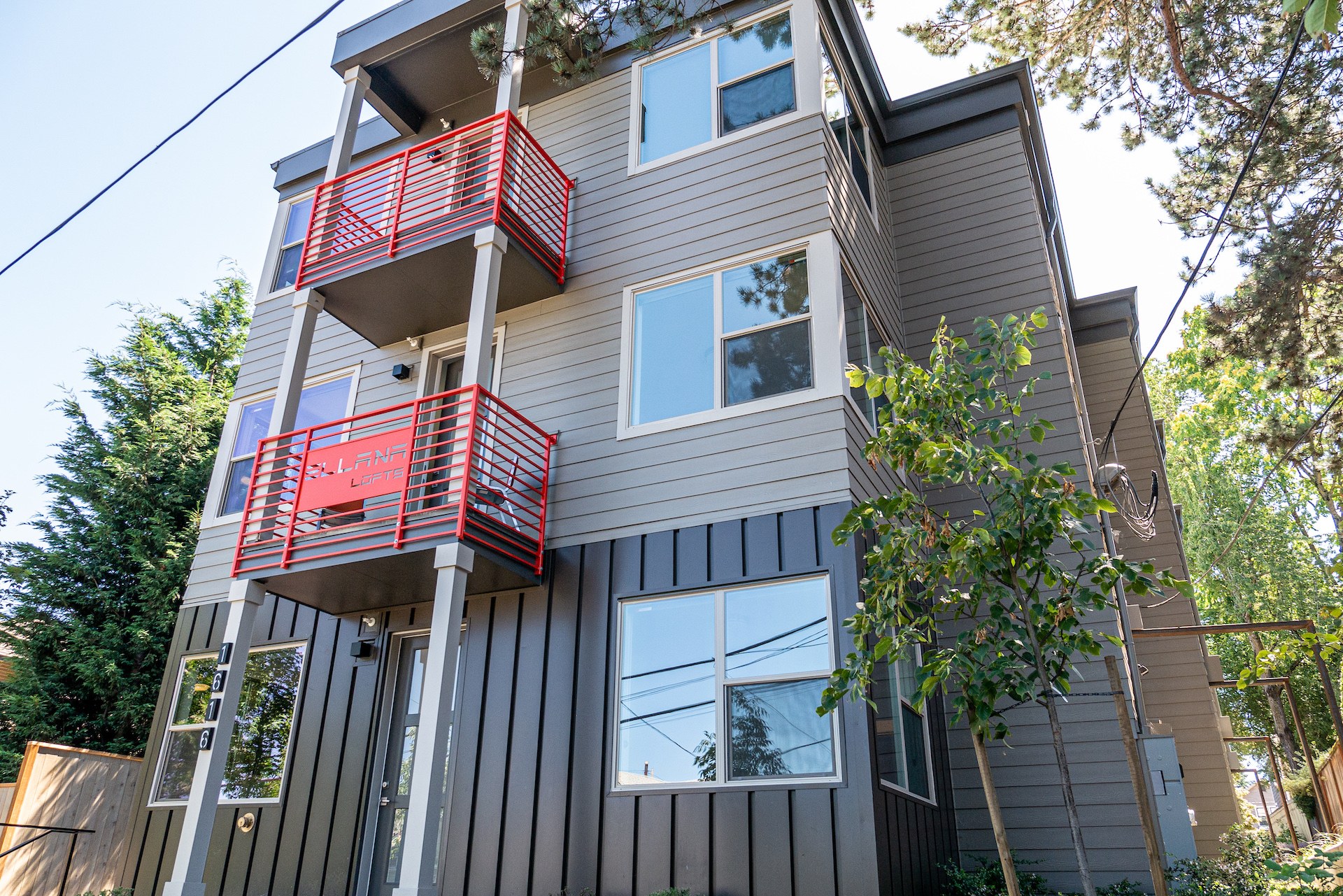 Insley Apartments by Modern Northwest